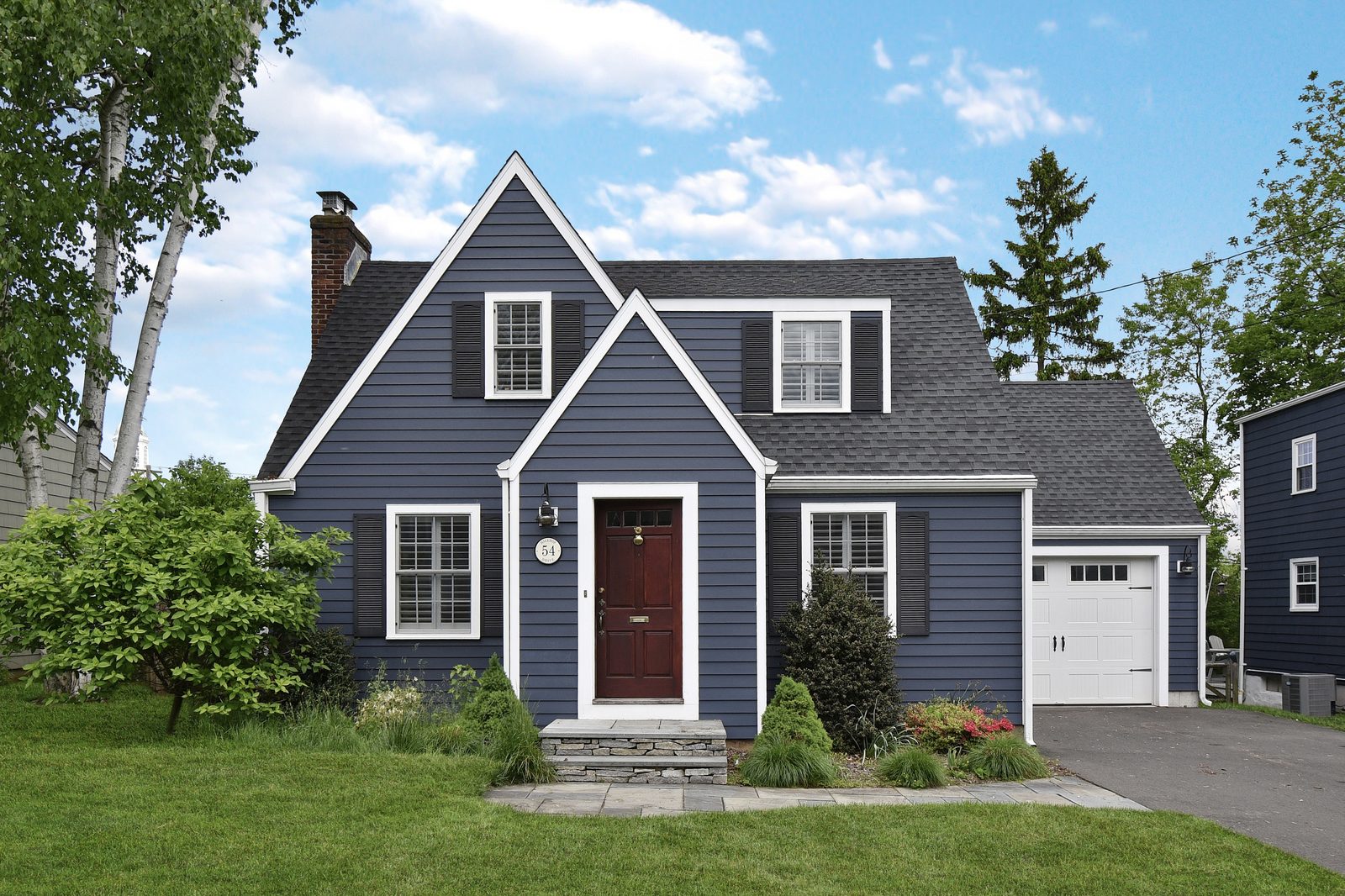 54 Hilltop Avenue, West Hartford, CT, front exterior